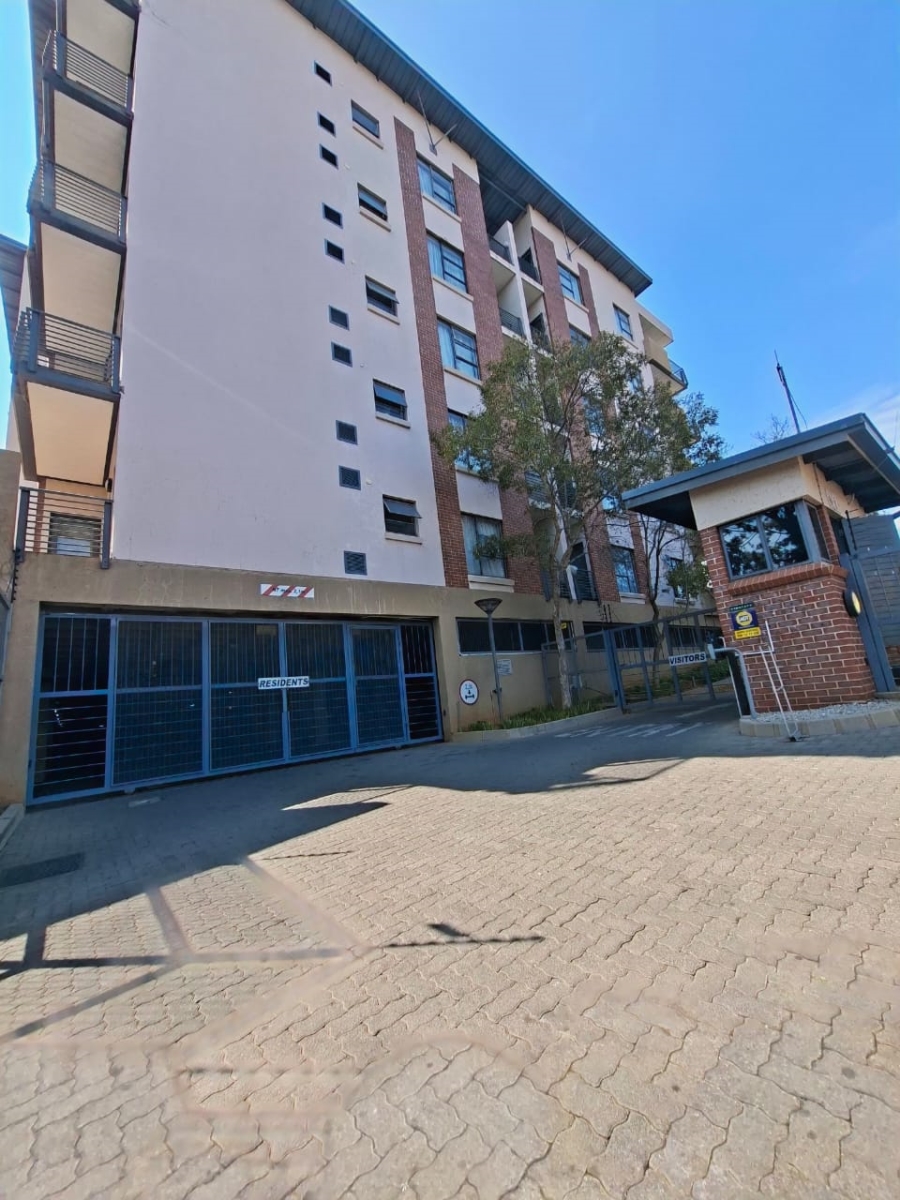 1 Bedroom Property for Sale in Ferndale Gauteng
