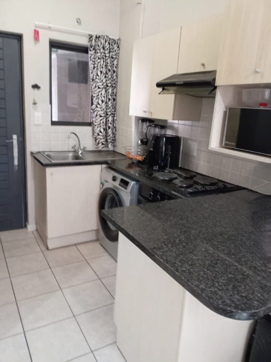 1 Bedroom Property for Sale in Ferndale Gauteng