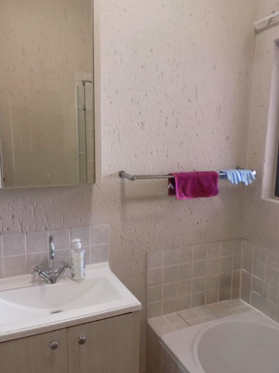 1 Bedroom Property for Sale in Ferndale Gauteng