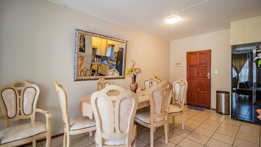 3 Bedroom Property for Sale in Theresa Park Gauteng
