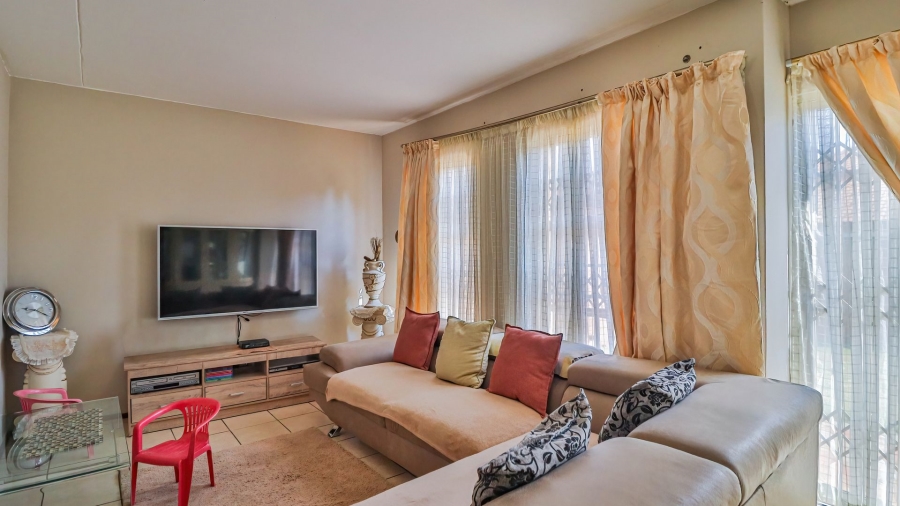 3 Bedroom Property for Sale in Theresa Park Gauteng
