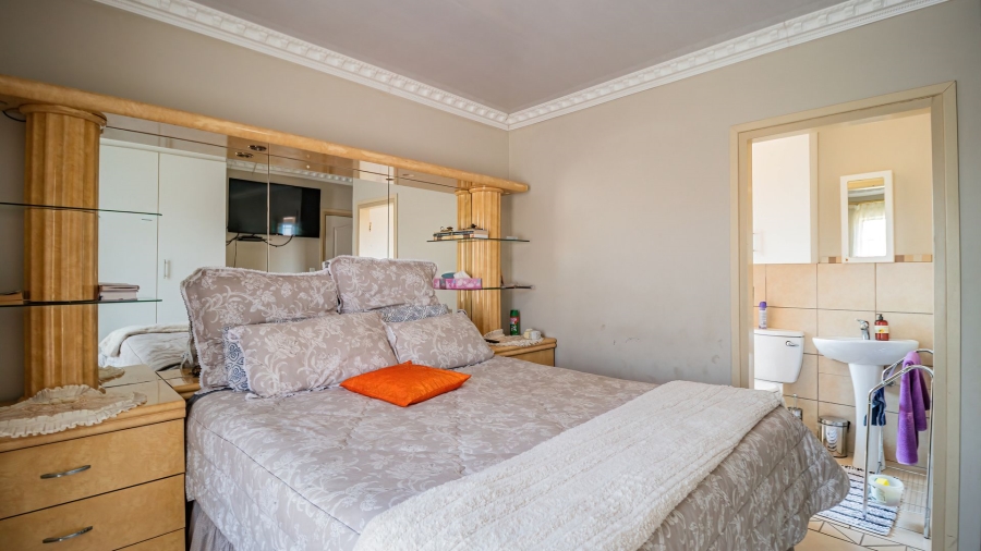 3 Bedroom Property for Sale in Theresa Park Gauteng