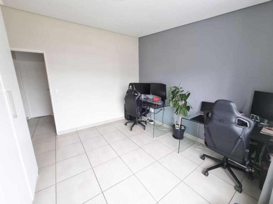 To Let 2 Bedroom Property for Rent in Edenburg Gauteng