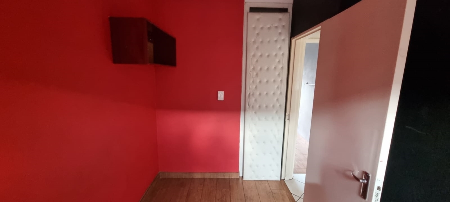 2 Bedroom Property for Sale in Elspark Gauteng
