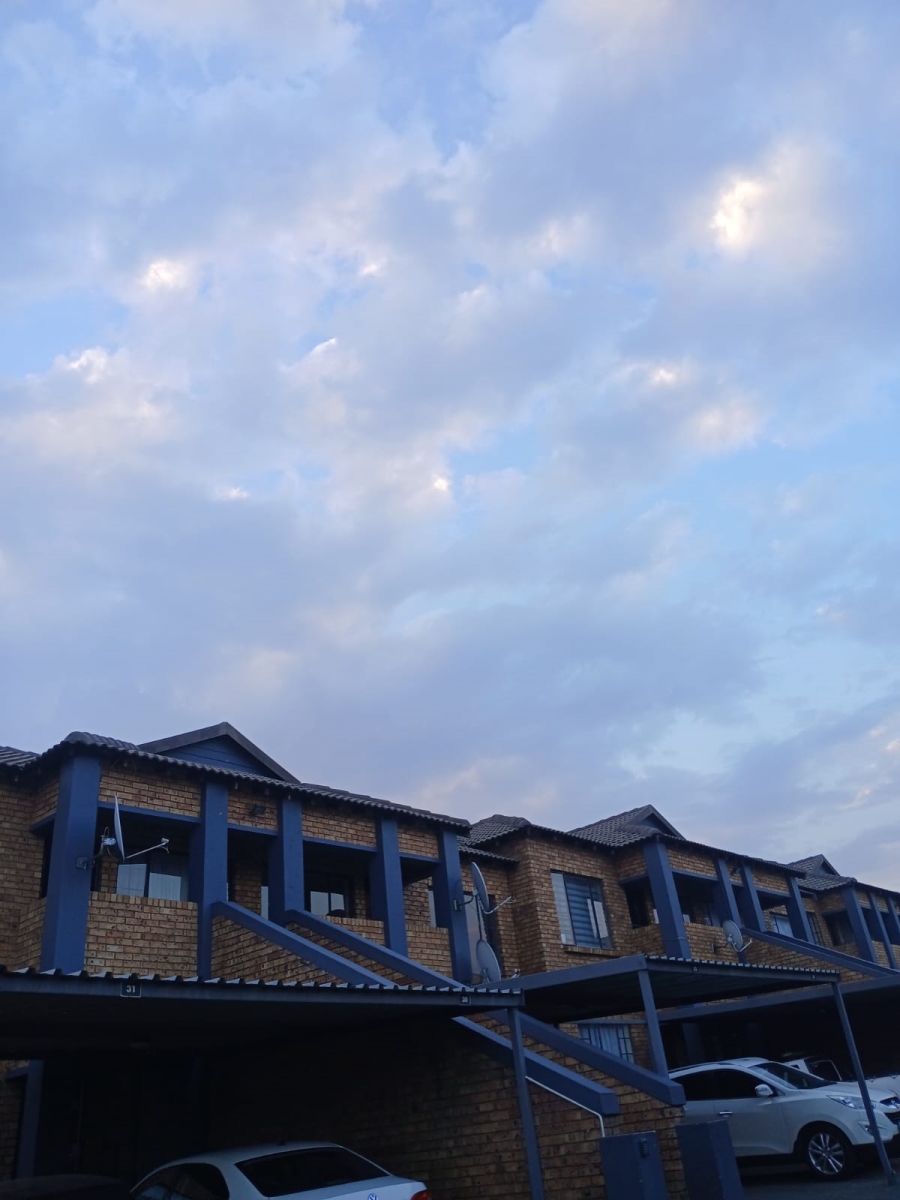 2 Bedroom Property for Sale in Elspark Gauteng