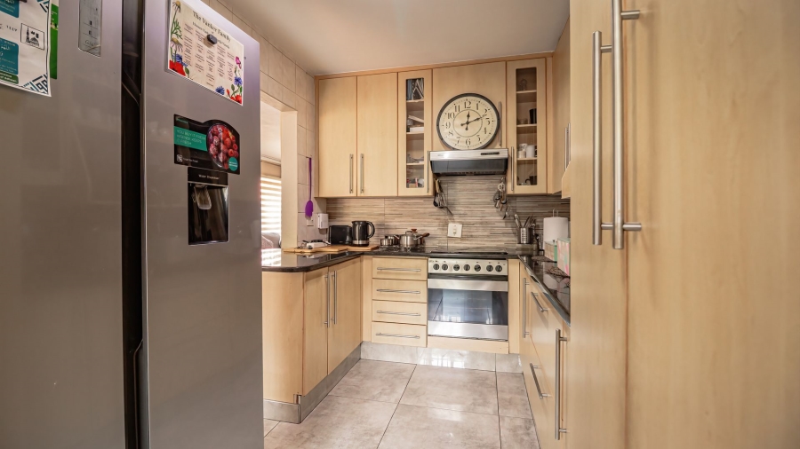 2 Bedroom Property for Sale in Ridgeway Gauteng