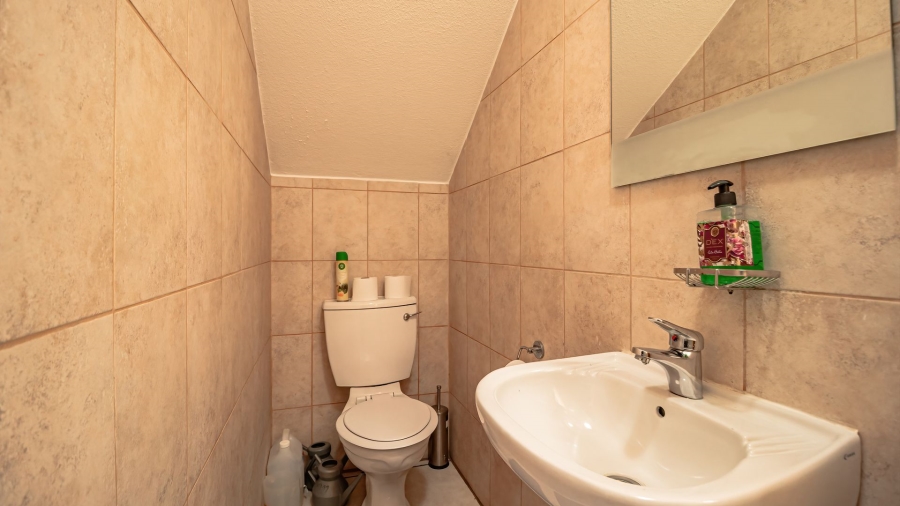2 Bedroom Property for Sale in Ridgeway Gauteng