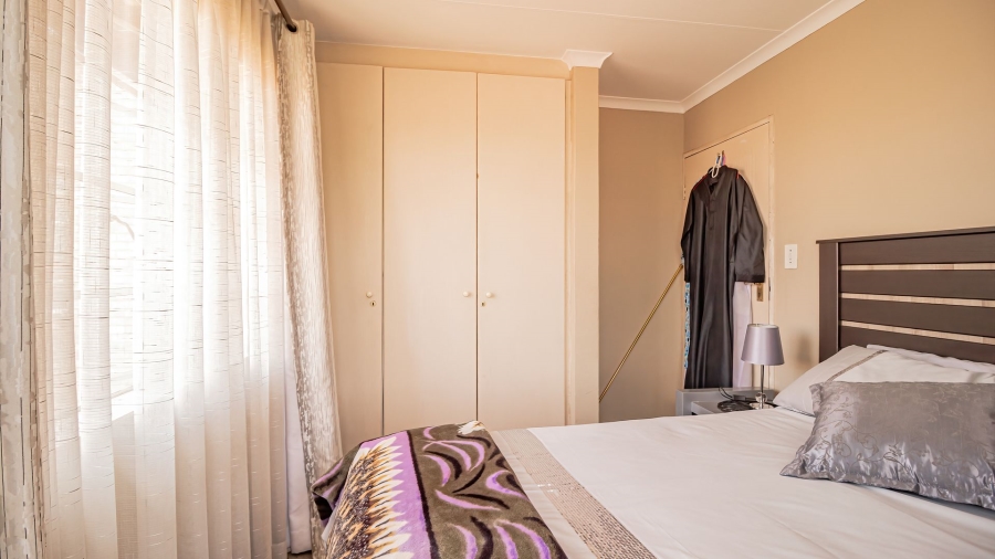 2 Bedroom Property for Sale in Ridgeway Gauteng