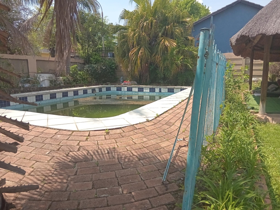 4 Bedroom Property for Sale in Birch Acres Gauteng
