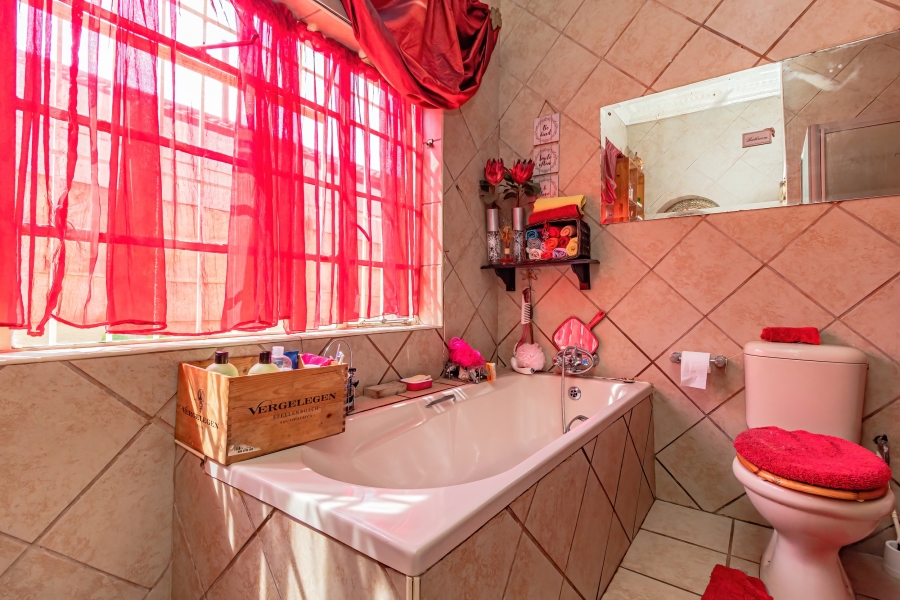 3 Bedroom Property for Sale in Primrose Gauteng