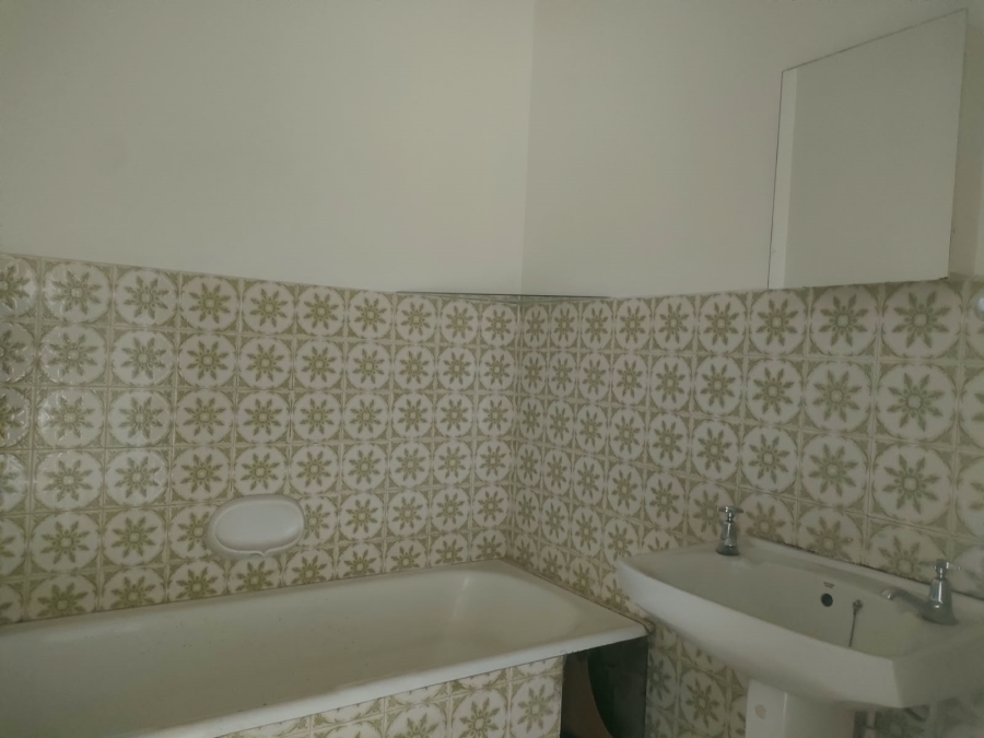 1 Bedroom Property for Sale in Eastleigh Gauteng