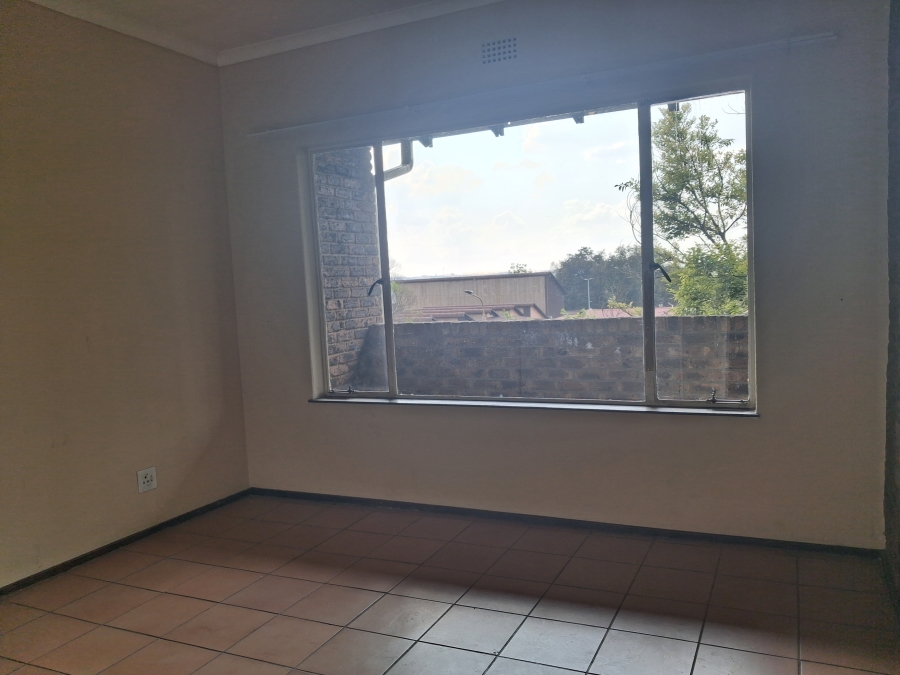 2 Bedroom Property for Sale in Eastleigh Gauteng