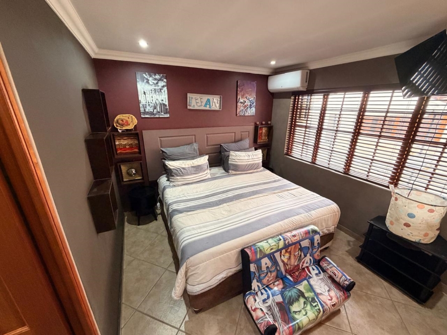 4 Bedroom Property for Sale in Sunward Park Gauteng