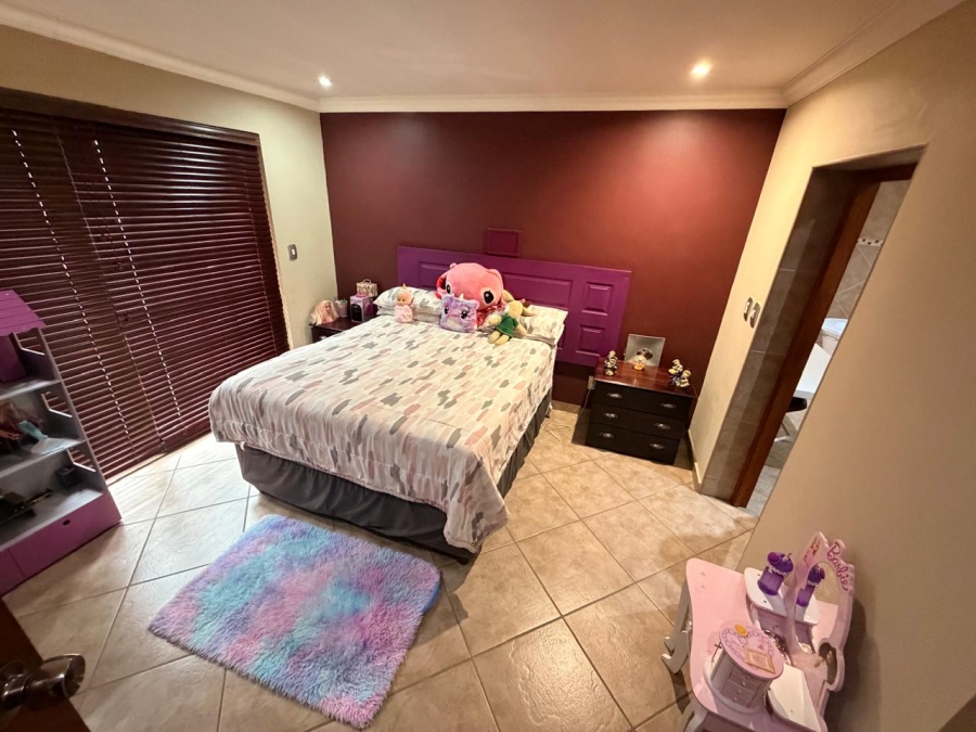 4 Bedroom Property for Sale in Sunward Park Gauteng