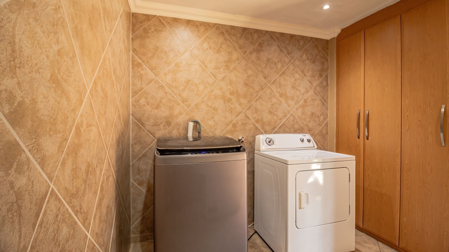 4 Bedroom Property for Sale in Sunward Park Gauteng