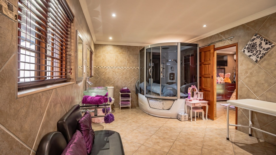 4 Bedroom Property for Sale in Sunward Park Gauteng