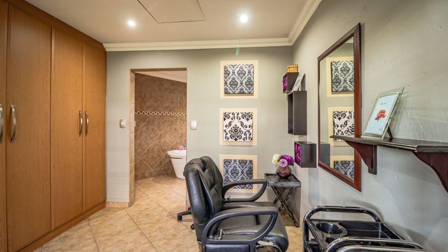 4 Bedroom Property for Sale in Sunward Park Gauteng