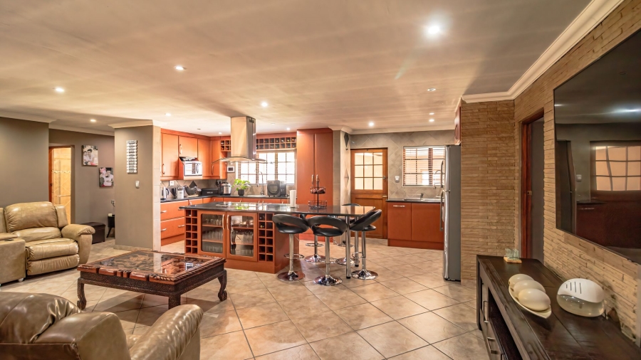 4 Bedroom Property for Sale in Sunward Park Gauteng