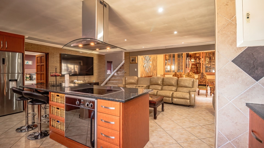 4 Bedroom Property for Sale in Sunward Park Gauteng