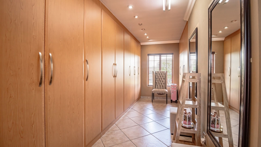 4 Bedroom Property for Sale in Sunward Park Gauteng