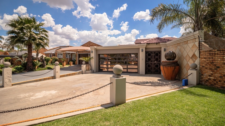 4 Bedroom Property for Sale in Sunward Park Gauteng