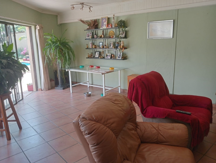 5 Bedroom Property for Sale in Northmead Gauteng