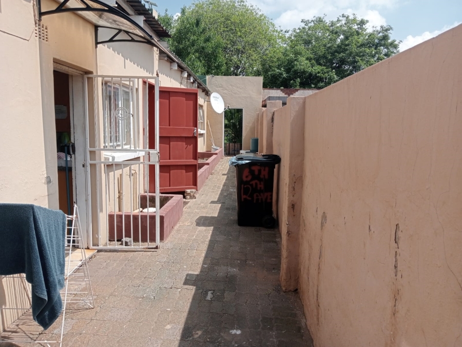 5 Bedroom Property for Sale in Northmead Gauteng