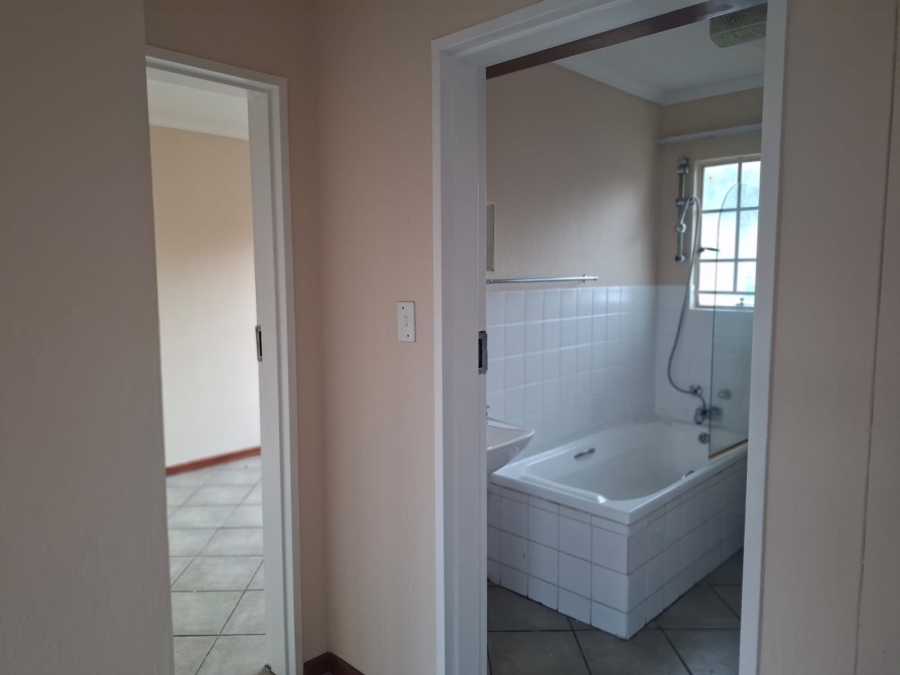 2 Bedroom Property for Sale in Newlands Gauteng