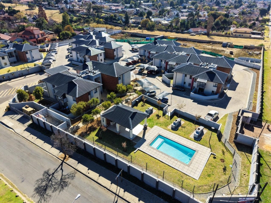 2 Bedroom Property for Sale in Alan Manor Gauteng