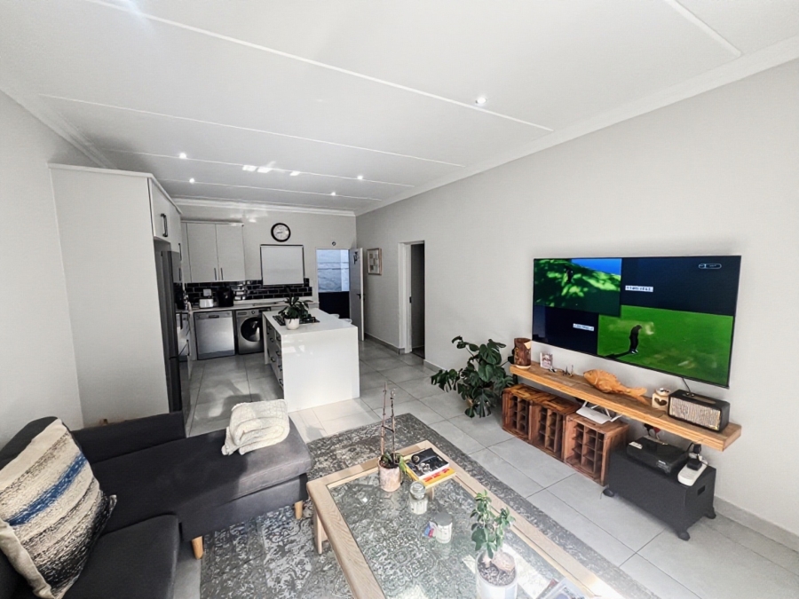 2 Bedroom Property for Sale in Bryanston Gauteng