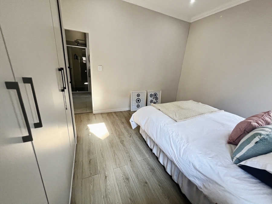 2 Bedroom Property for Sale in Bryanston Gauteng