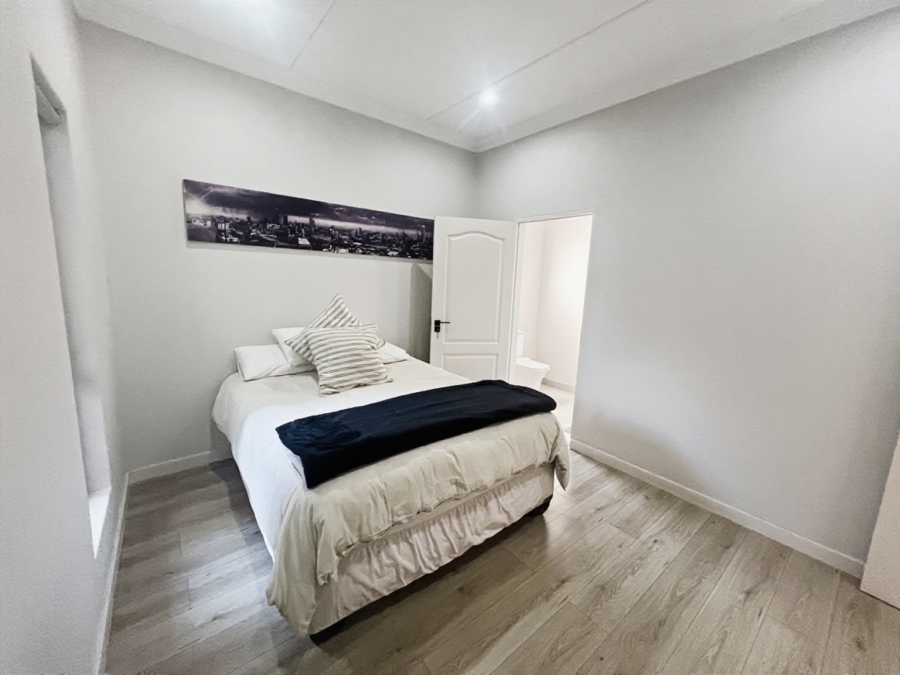 2 Bedroom Property for Sale in Bryanston Gauteng