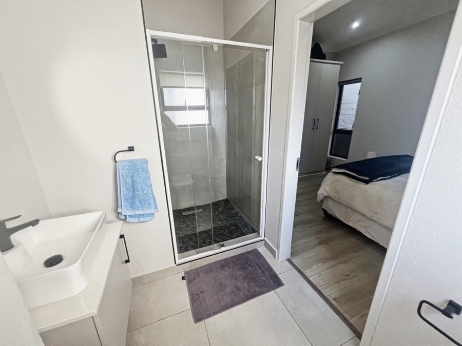 2 Bedroom Property for Sale in Bryanston Gauteng