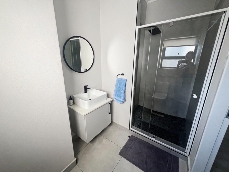 2 Bedroom Property for Sale in Bryanston Gauteng
