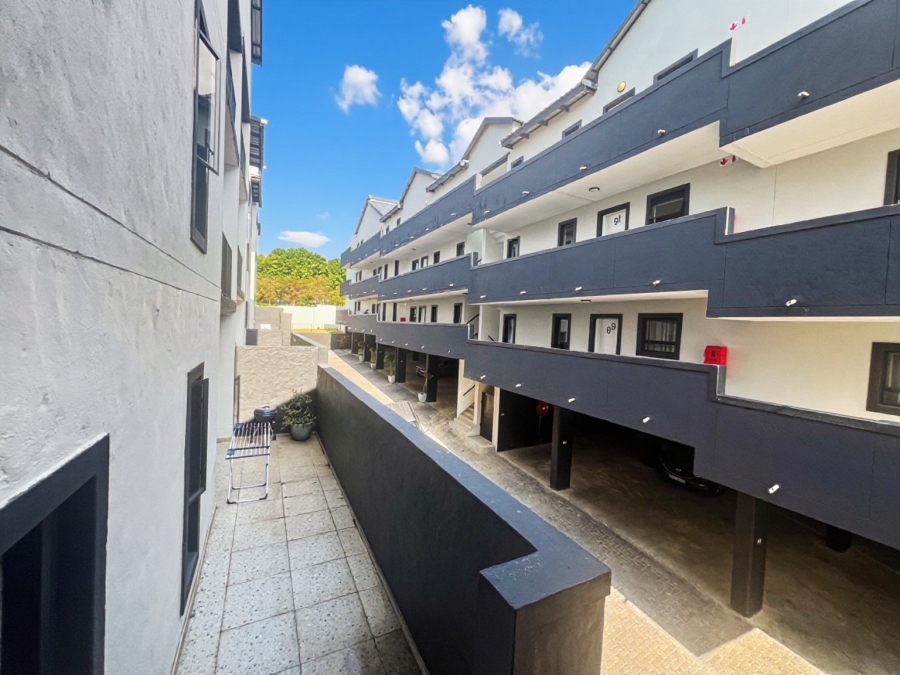 2 Bedroom Property for Sale in Bryanston Gauteng