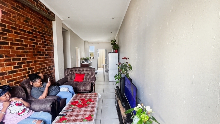 2 Bedroom Property for Sale in Buccleuch Gauteng