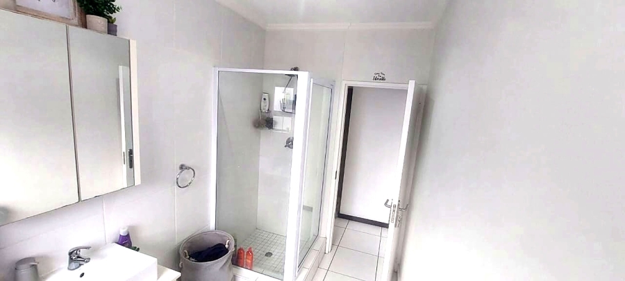 To Let 1 Bedroom Property for Rent in Barbeque Downs Gauteng
