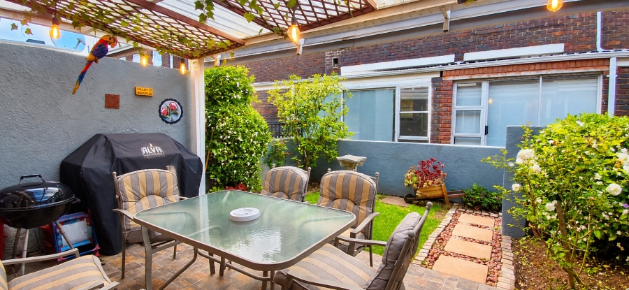 2 Bedroom Property for Sale in Dayanglen Gauteng
