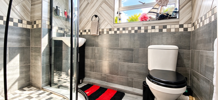 2 Bedroom Property for Sale in Dayanglen Gauteng