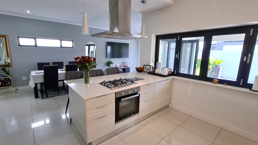 3 Bedroom Property for Sale in Lonehill Gauteng