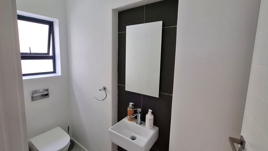 3 Bedroom Property for Sale in Lonehill Gauteng
