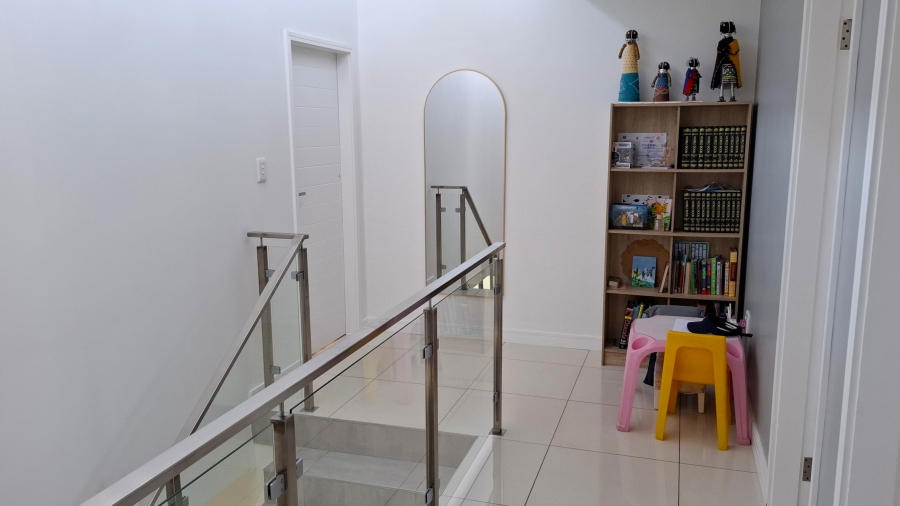 3 Bedroom Property for Sale in Lonehill Gauteng
