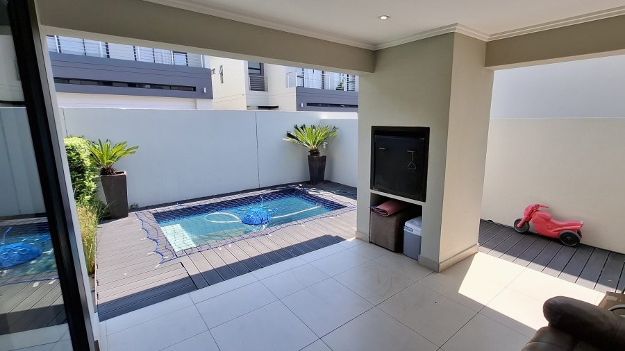 3 Bedroom Property for Sale in Lonehill Gauteng