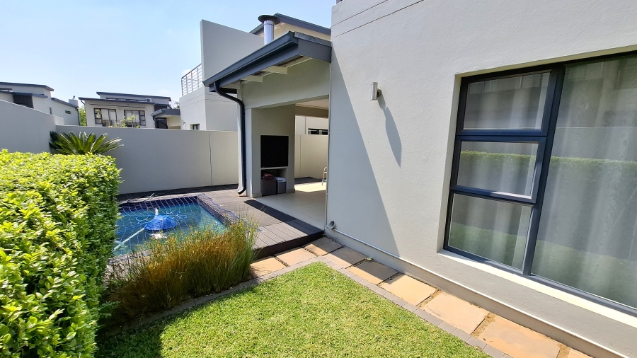 3 Bedroom Property for Sale in Lonehill Gauteng