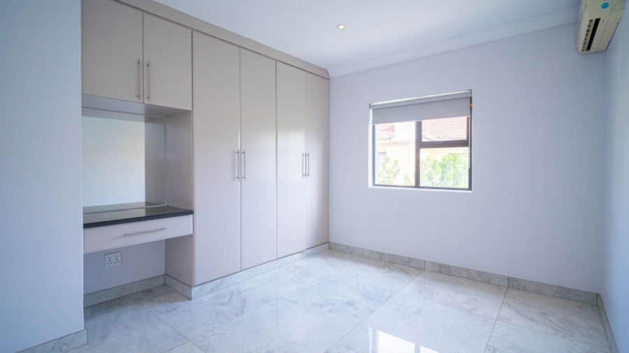 To Let 4 Bedroom Property for Rent in Fernridge Estate Gauteng