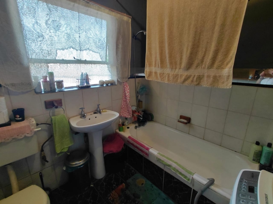 2 Bedroom Property for Sale in Brakpan Central Gauteng