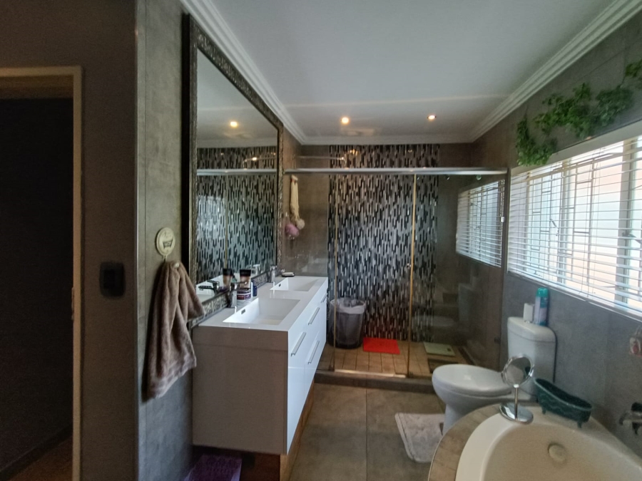 3 Bedroom Property for Sale in Vanderbijlpark Sw 2 Gauteng