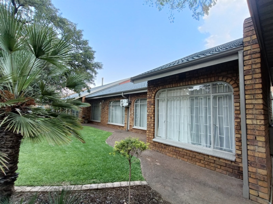 3 Bedroom Property for Sale in Vanderbijlpark Sw 2 Gauteng