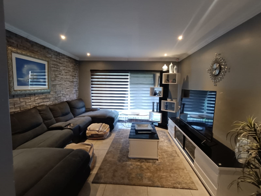 3 Bedroom Property for Sale in Vanderbijlpark Sw 2 Gauteng