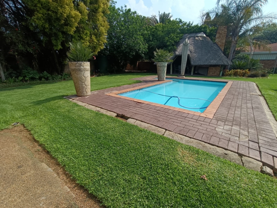 3 Bedroom Property for Sale in Vanderbijlpark Sw 2 Gauteng